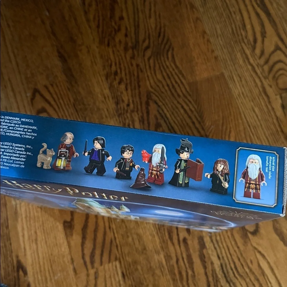 Lego Hogwart’s Dumbledore’s Office set 76402 new in sealed box 654 pieces